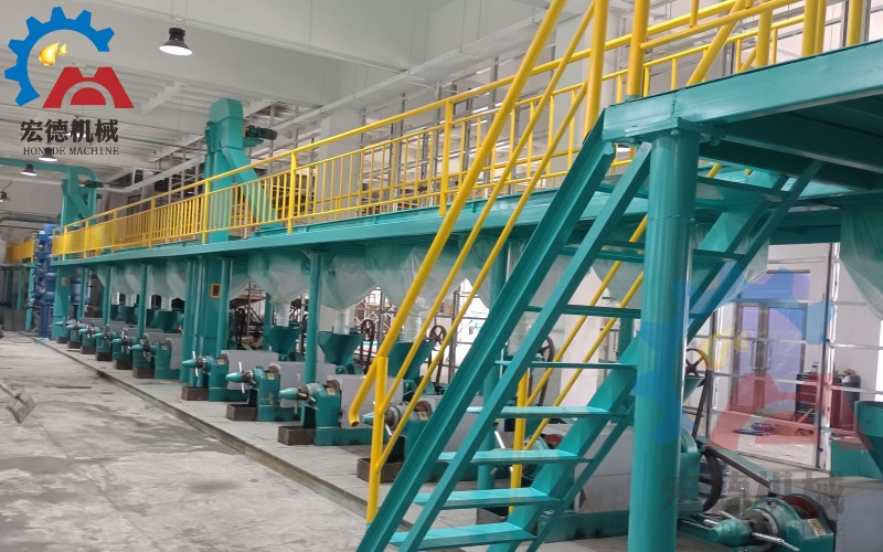 葵花籽油加工設(shè)備，常見葵花籽油加工工藝介紹