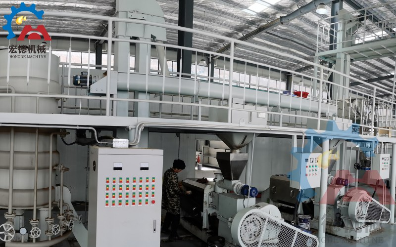 茶籽油加工設備廠家，宏德成套生產(chǎn)線技術(shù)成熟質(zhì)量好